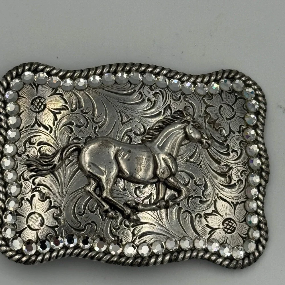 Western Horse Belt Buckle Silver Tone‎ Floral Engraved Rhinestone Border Rodeo